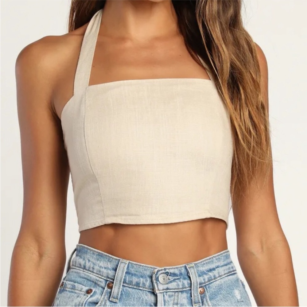 Lulu’s Double Digits Linen Halter Crop Top. Size Medium.